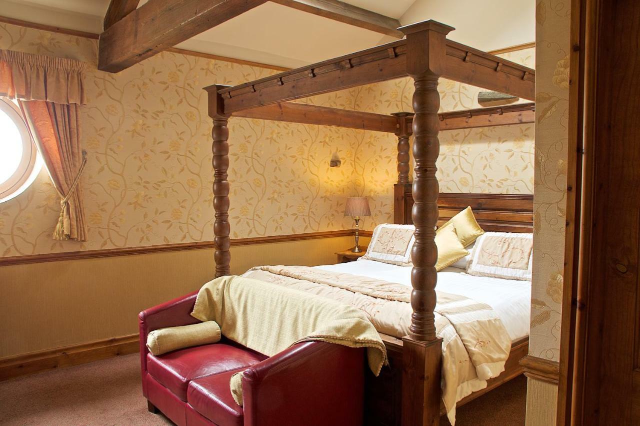 The Dog And Partridge Otel Langsett Dış mekan fotoğraf